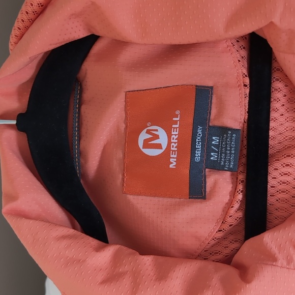 Merrell Woman's Coral Size M/M Waterproof Coat with hood. - Picture 3 of 16